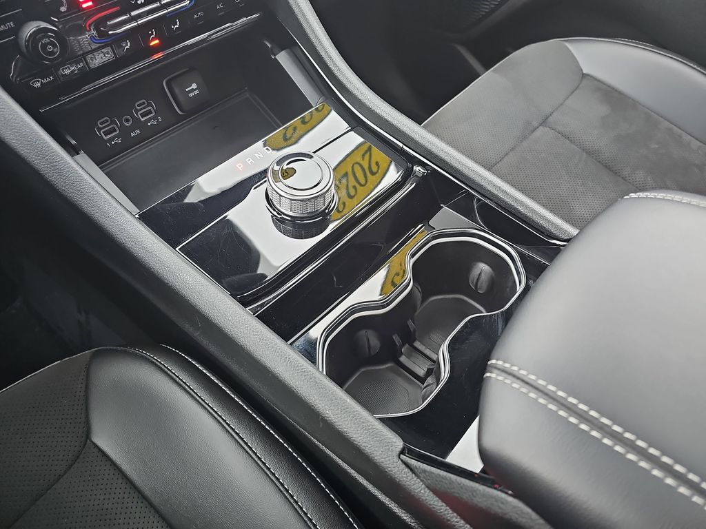 2023 JEEP GRAND CHEROKEE - Image 25