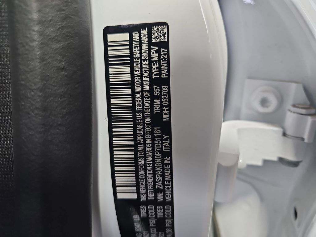 2023 ALFA ROMEO STELVIO - Image 32