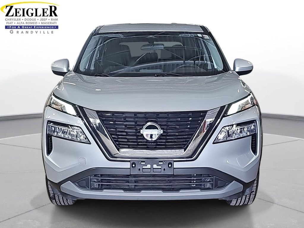 Used 2023 Nissan Rogue SV SUV