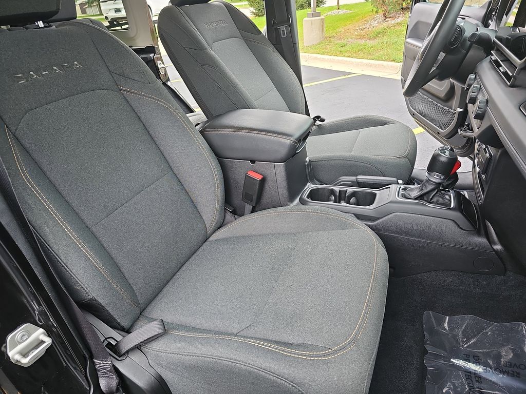 2024 JEEP WRANGLER - Image 10