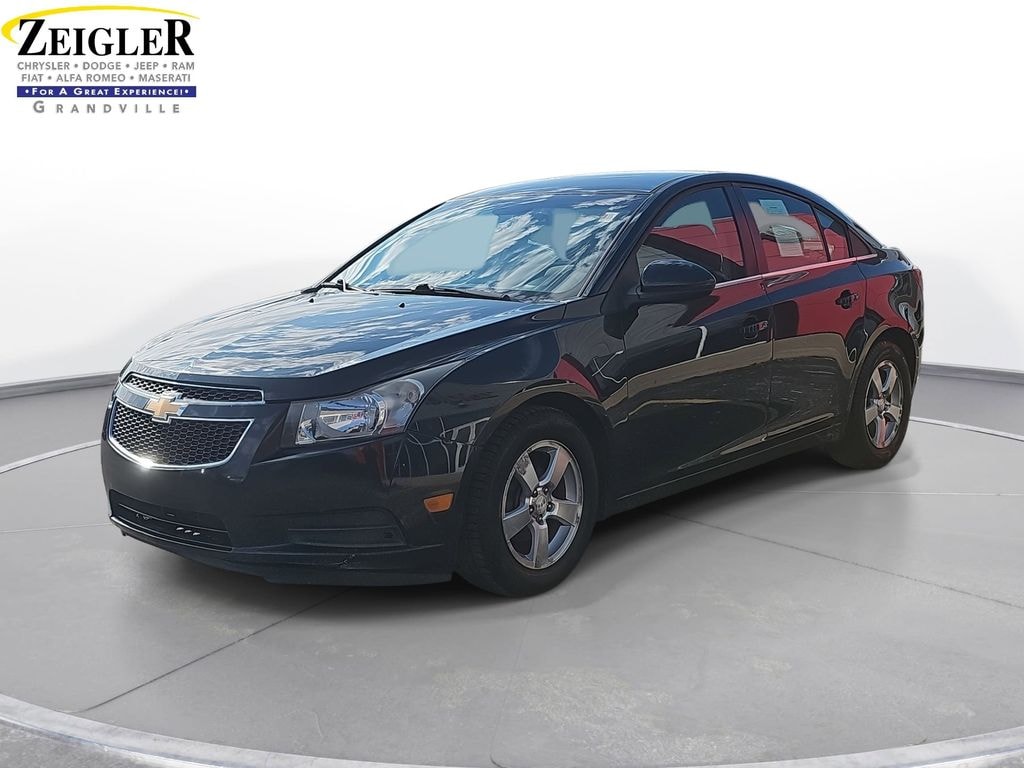 Used 2013 Chevrolet Cruze 1LT Sedan