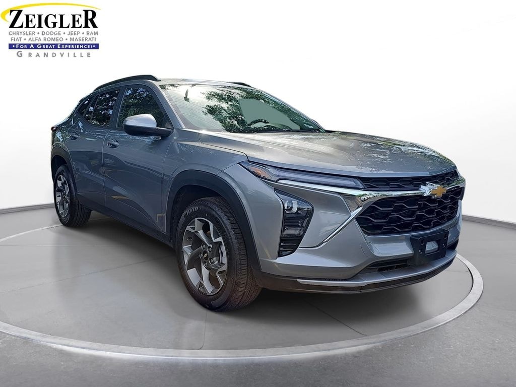 Certified 2025 Chevrolet Trax LT SUV