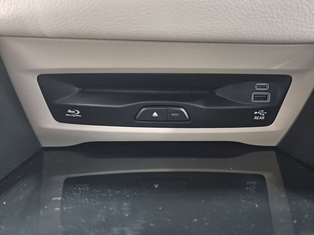 2023 CHRYSLER PACIFICA - Image 25