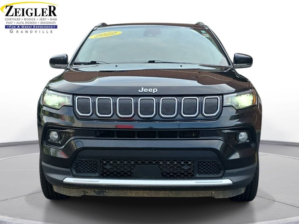 Used 2022 Jeep Compass Limited with VIN 3C4NJDCB9NT146916 for sale in Grandville, MI