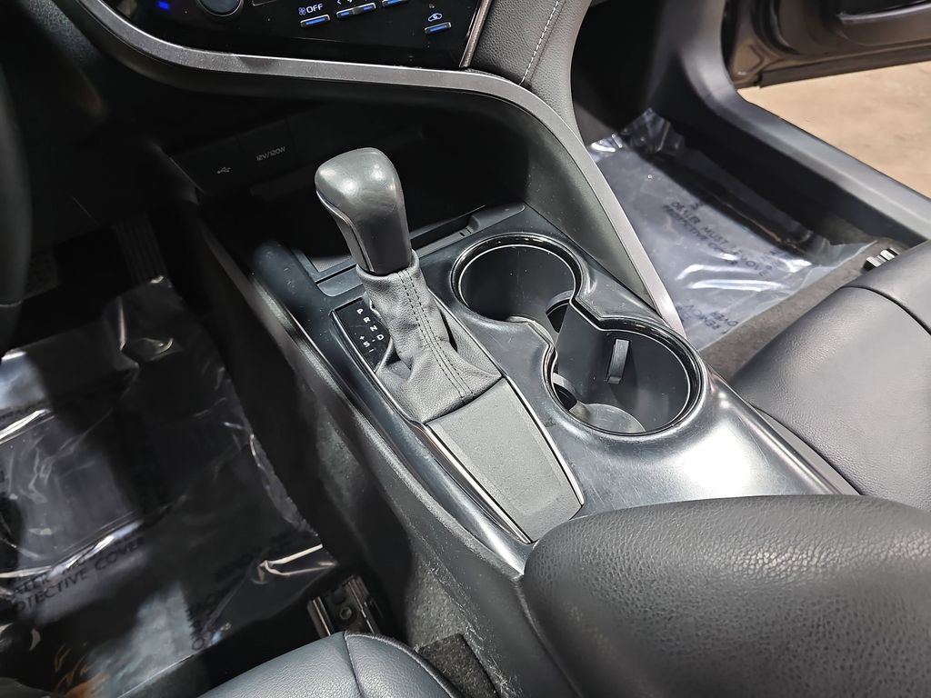 2020 TOYOTA CAMRY - Image 20