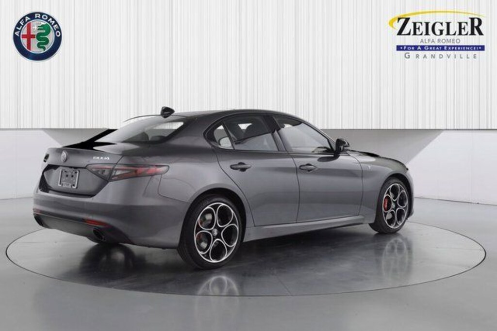 New 2024 Alfa Romeo Giulia Ti AWD Sedan