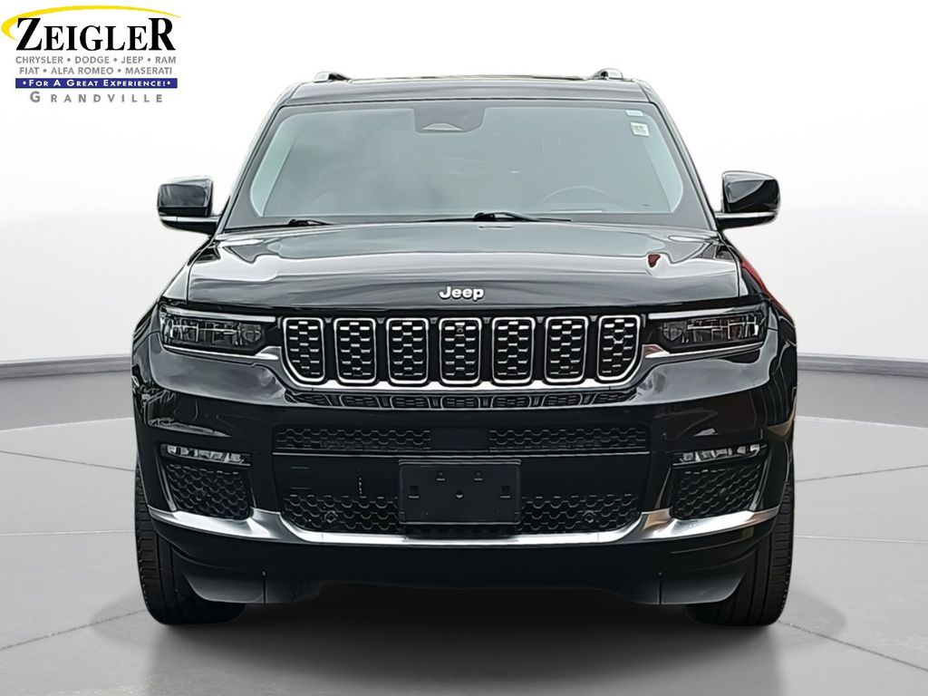 2021 Jeep Grand Cherokee L Summit photo 2