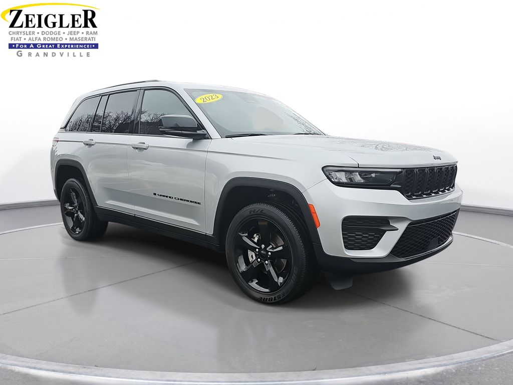 2023 JEEP GRAND CHEROKEE - Image 3