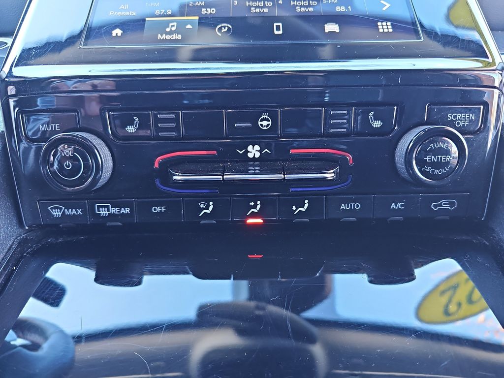 2022 JEEP GRAND CHEROKEE L - Image 22