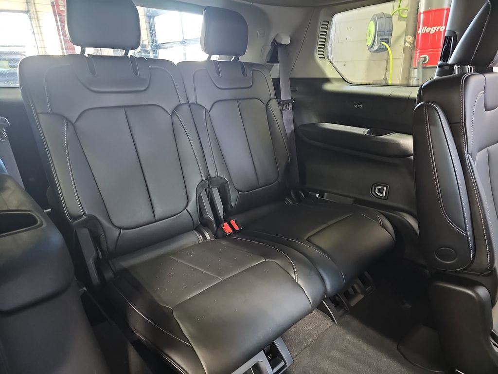 2022 JEEP GRAND CHEROKEE L - Image 12