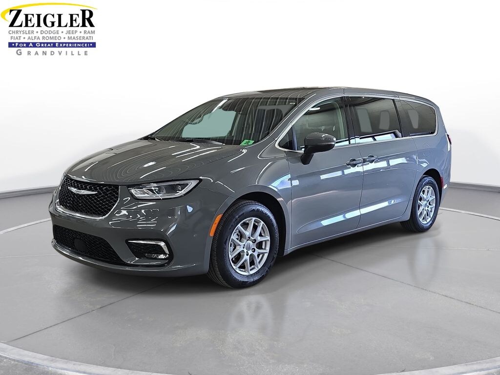 Certified 2023 Chrysler Pacifica Touring L Van Passenger Van
