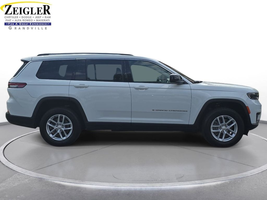 Used 2023 Jeep Grand Cherokee L Laredo SUV