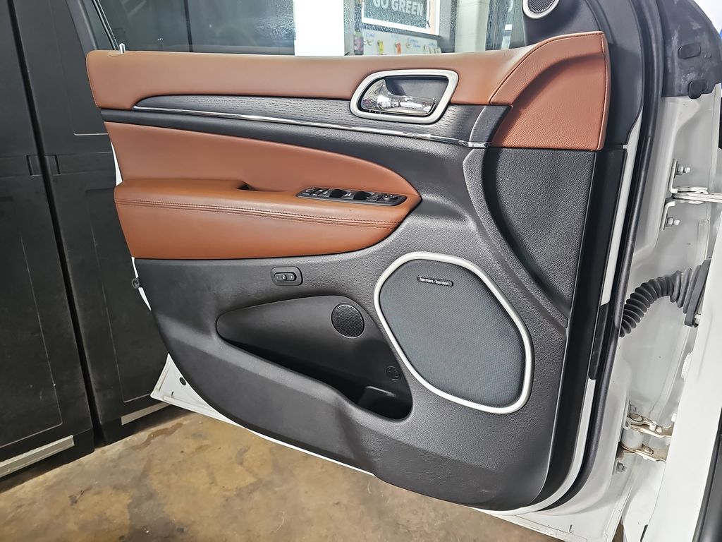 2019 JEEP GRAND CHEROKEE - Image 27