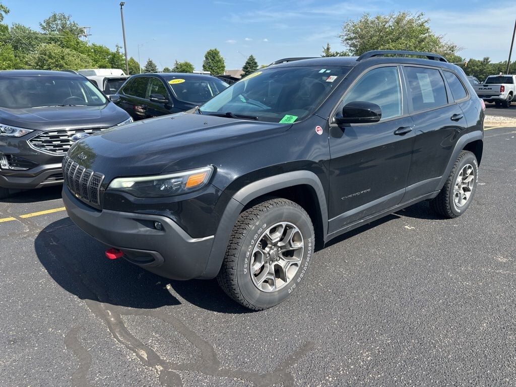 Used 2022 Jeep Cherokee Trailhawk SUV