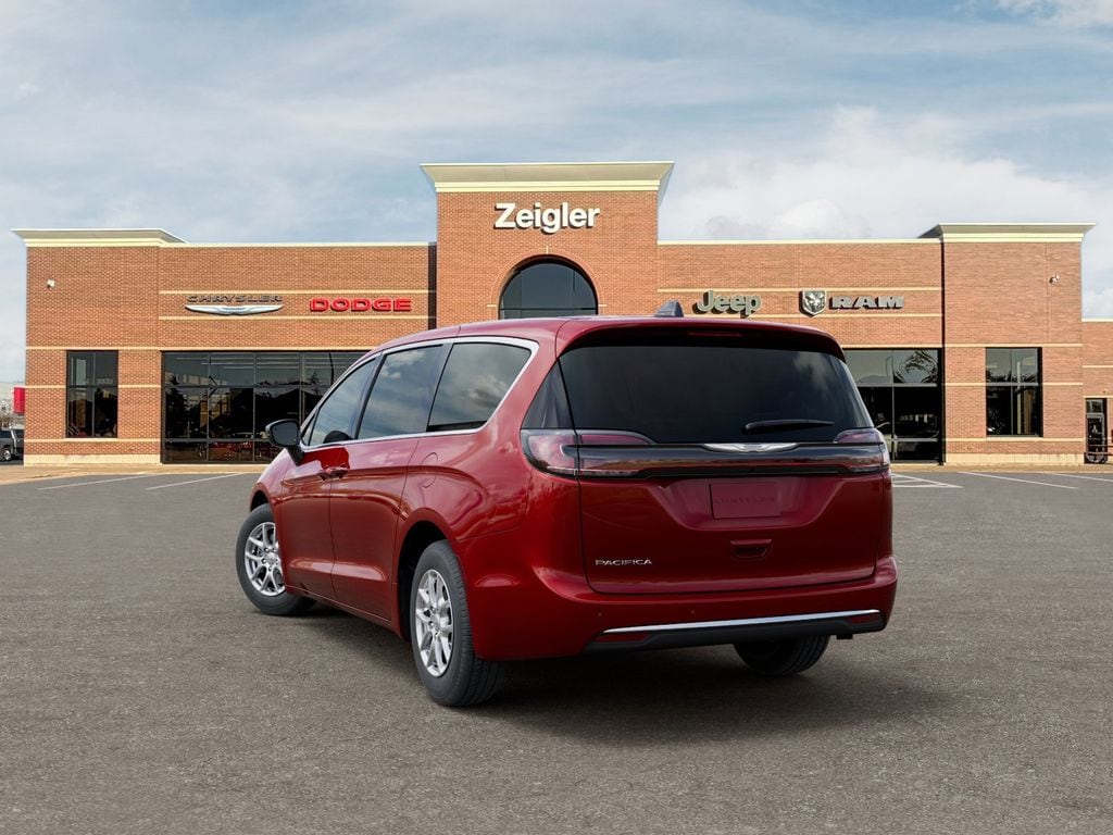 New 2026 Chrysler Pacifica SELECT Passenger Van