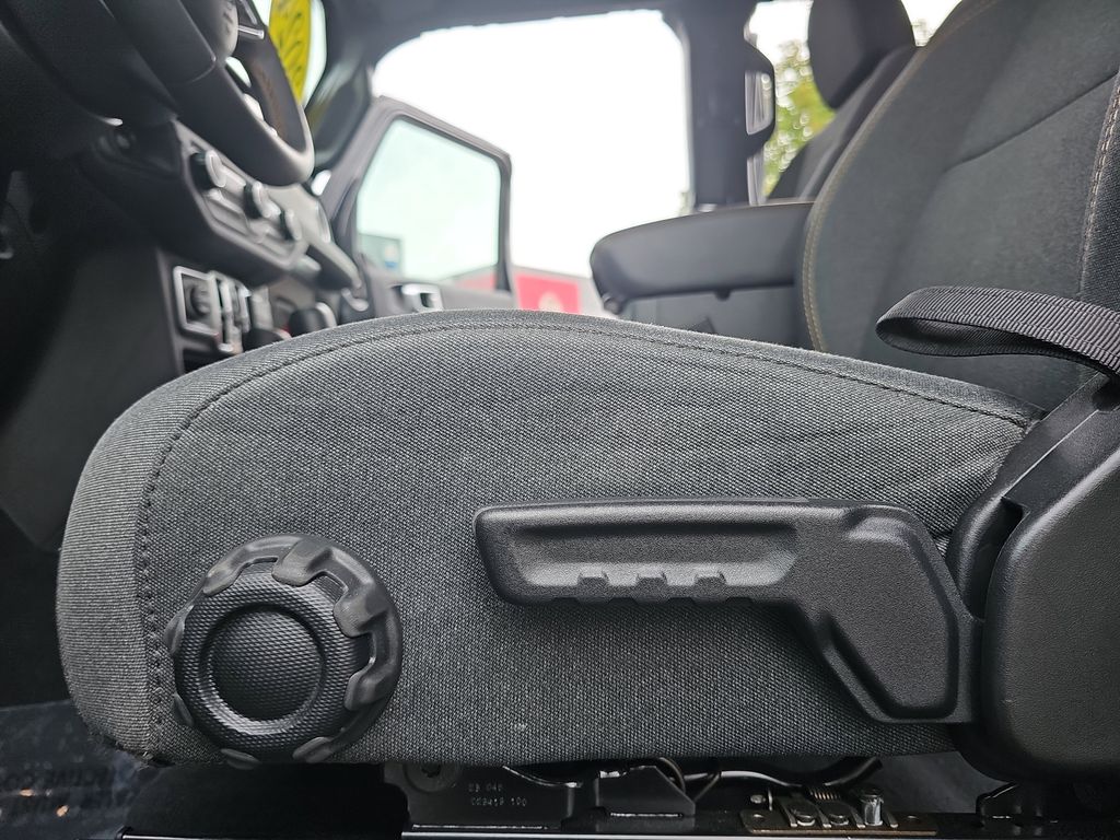 2024 JEEP WRANGLER - Image 27