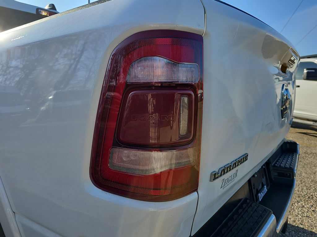 2020 RAM 1500 - Image 33