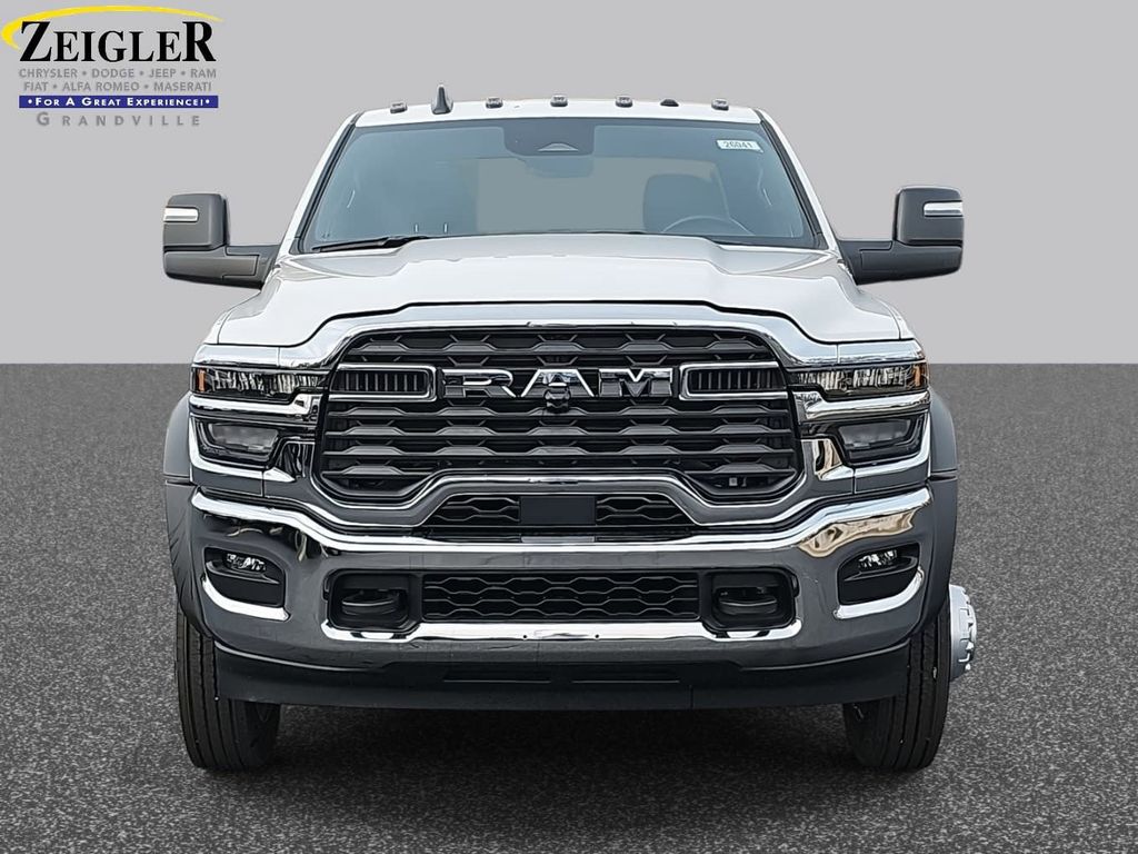 2026 Ram 5500 Tradesman photo 2