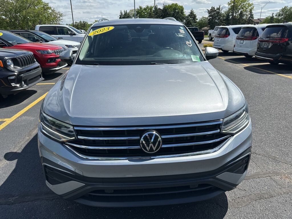 Used 2023 Volkswagen Tiguan 2.0T SE SUV