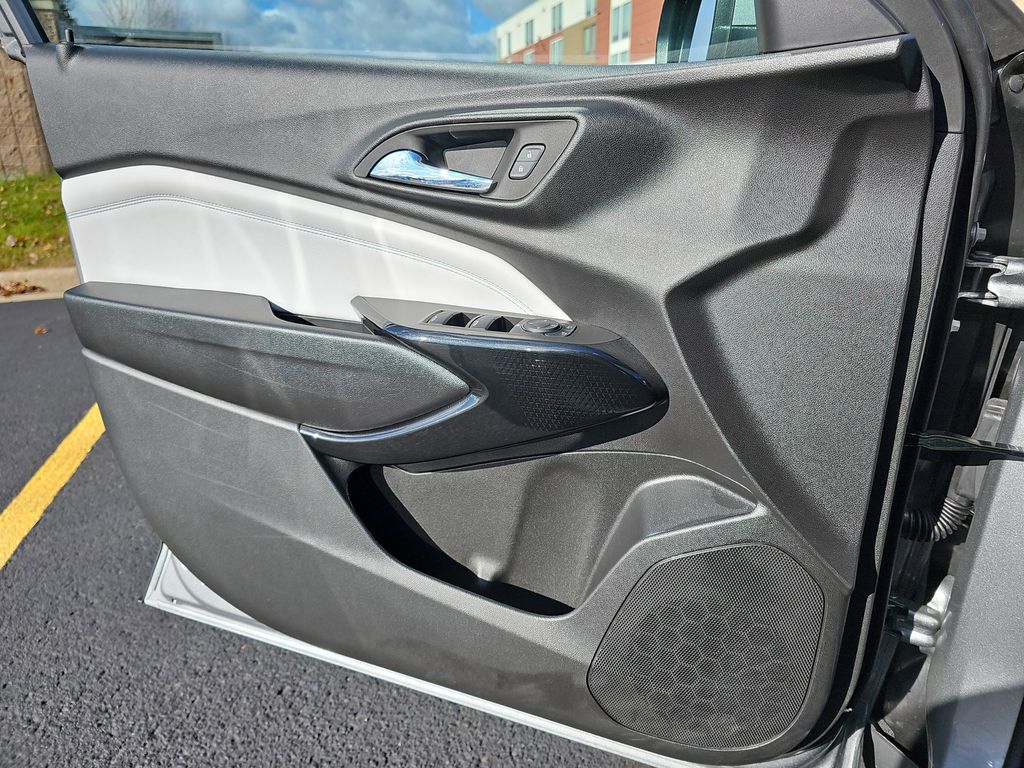 2025 CHEVROLET TRAX - Image 25