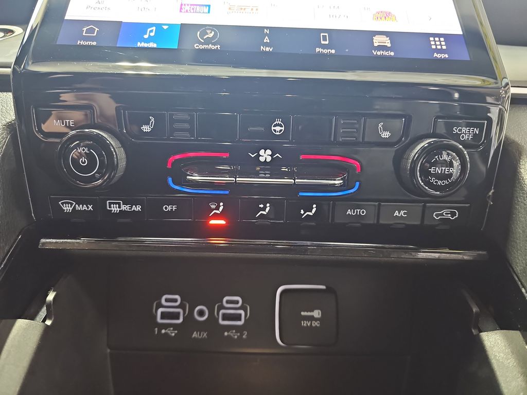 2023 JEEP GRAND CHEROKEE - Image 21