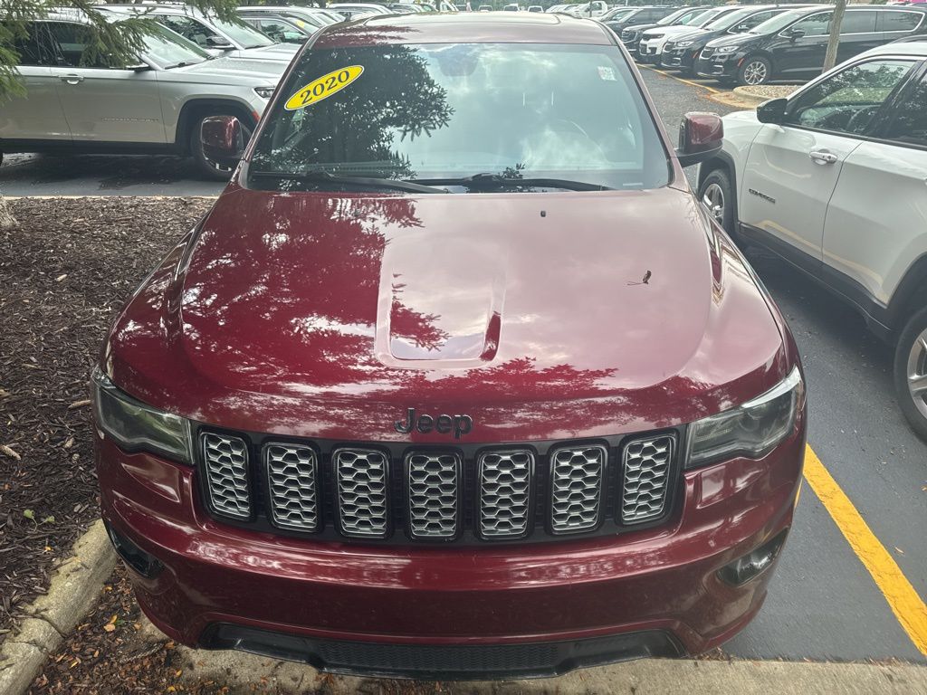 2020 Jeep Grand Cherokee Altitude photo 2