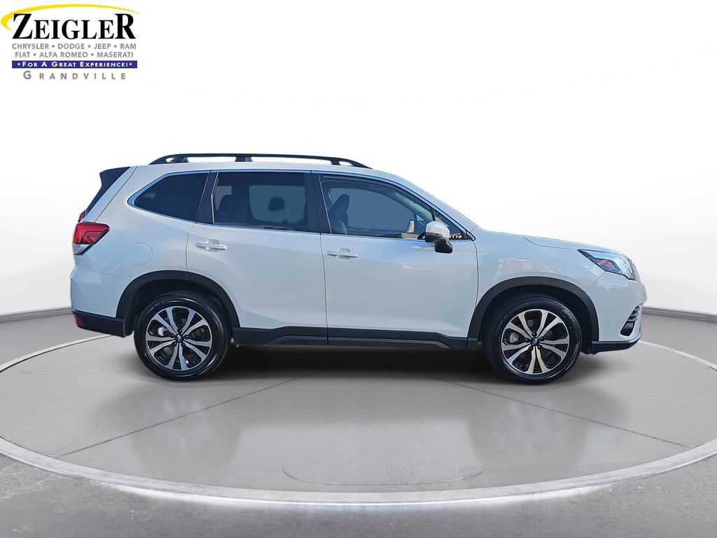 2024 Subaru Forester Limited photo 4