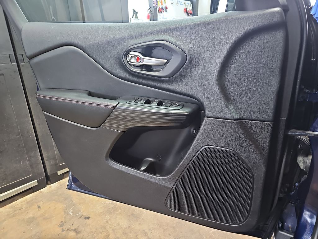 2016 JEEP CHEROKEE - Image 27