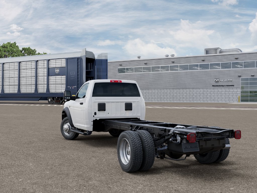 New 2027 Ram 5500 Chassis Cab TRADESMAN REGULAR 4X4 120' CA Pickup
