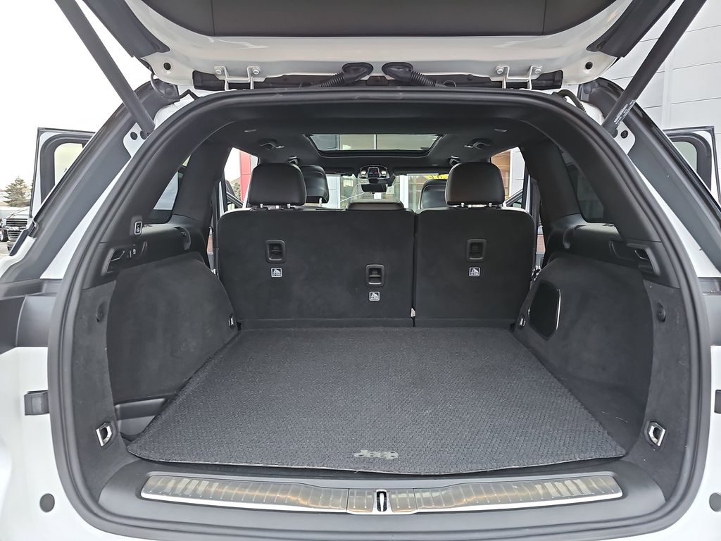 2022 JEEP GRAND CHEROKEE - Image 12