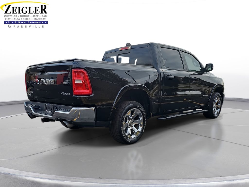 2025 RAM 1500 - Image 5