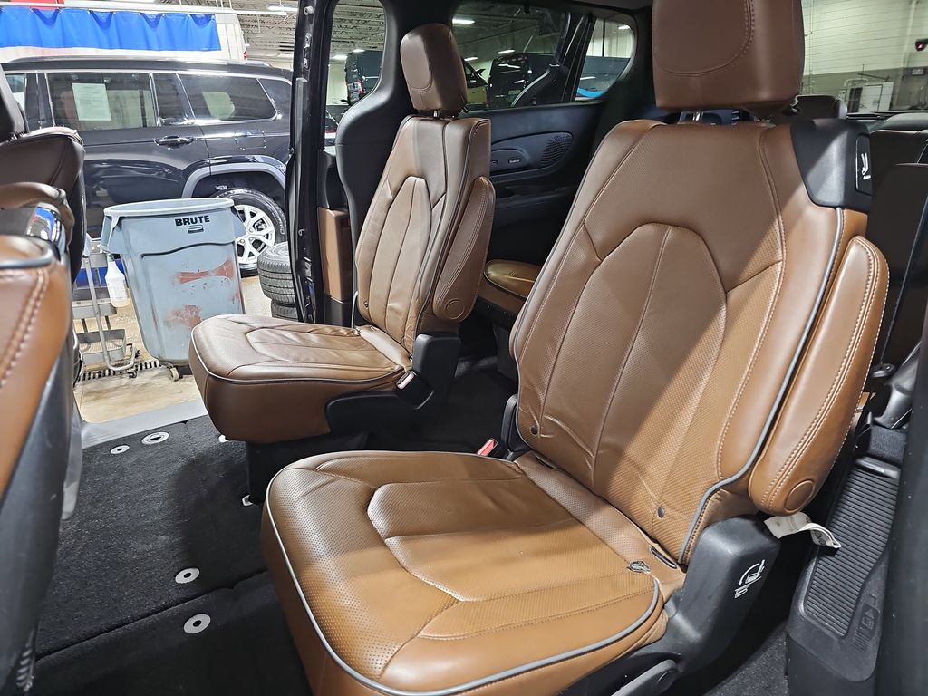 2018 CHRYSLER PACIFICA - Image 15