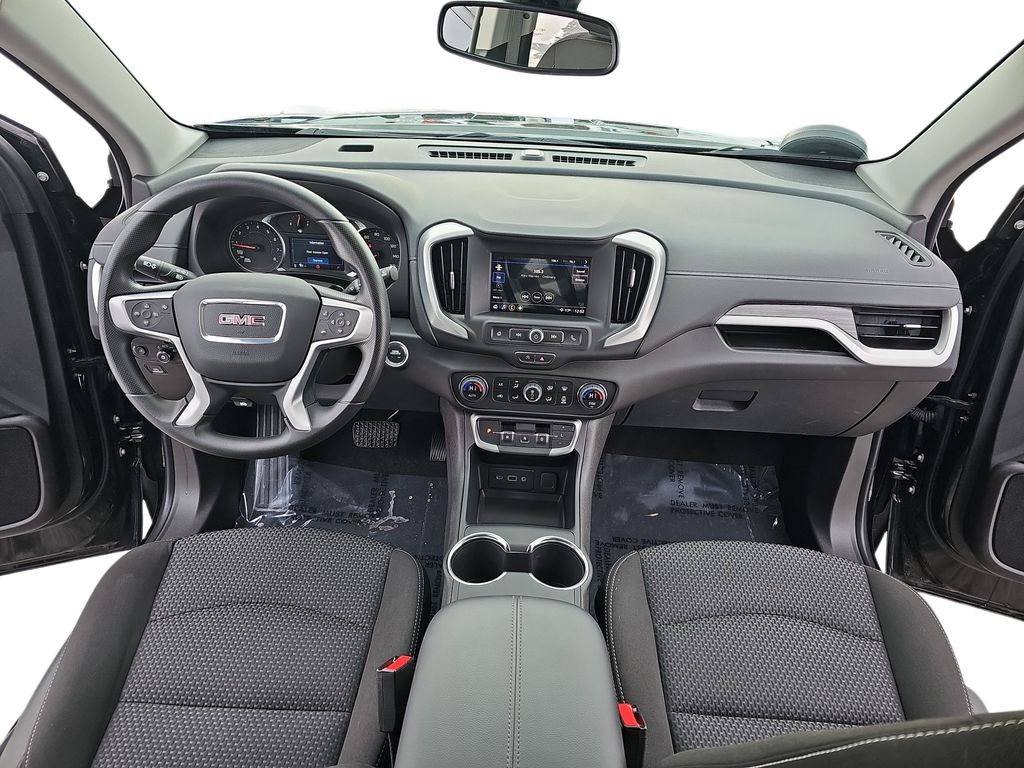 2024 GMC TERRAIN - Image 9