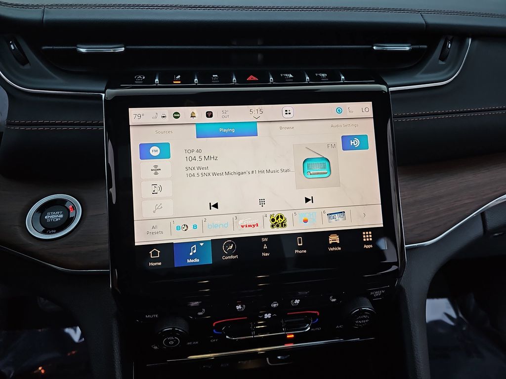 2022 JEEP GRAND CHEROKEE - Image 20