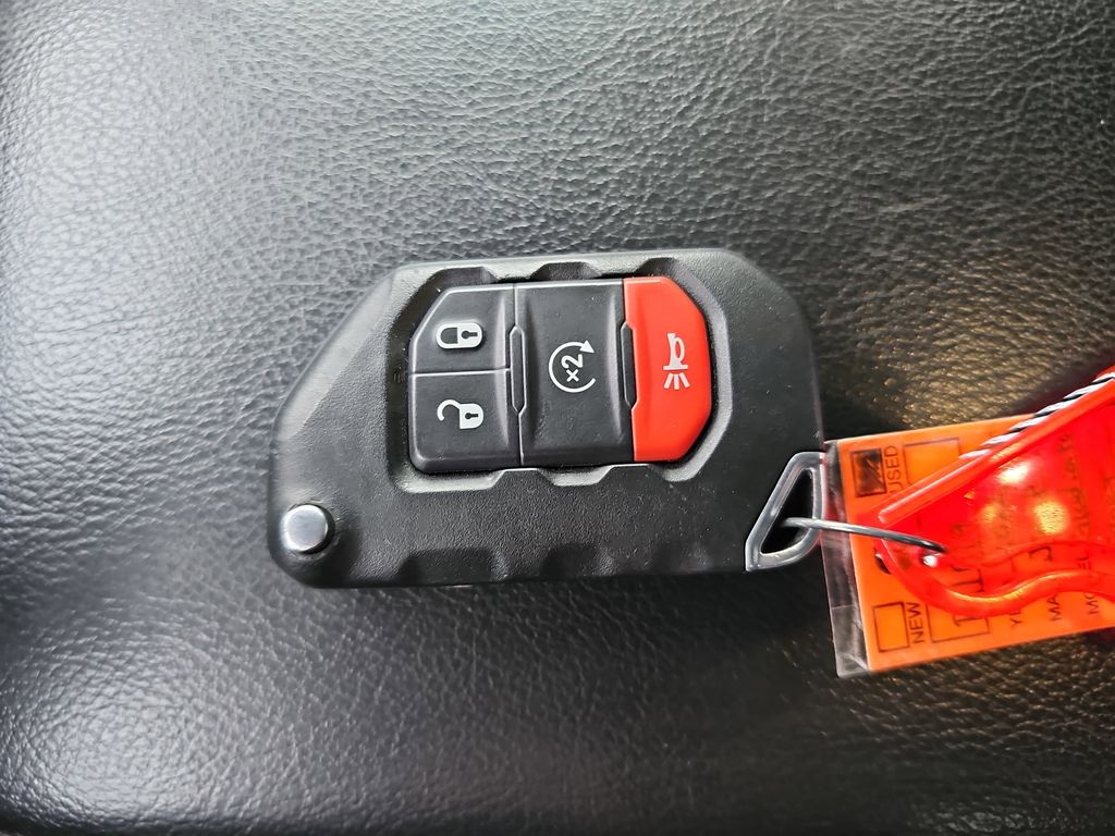 2022 JEEP GLADIATOR - Image 32