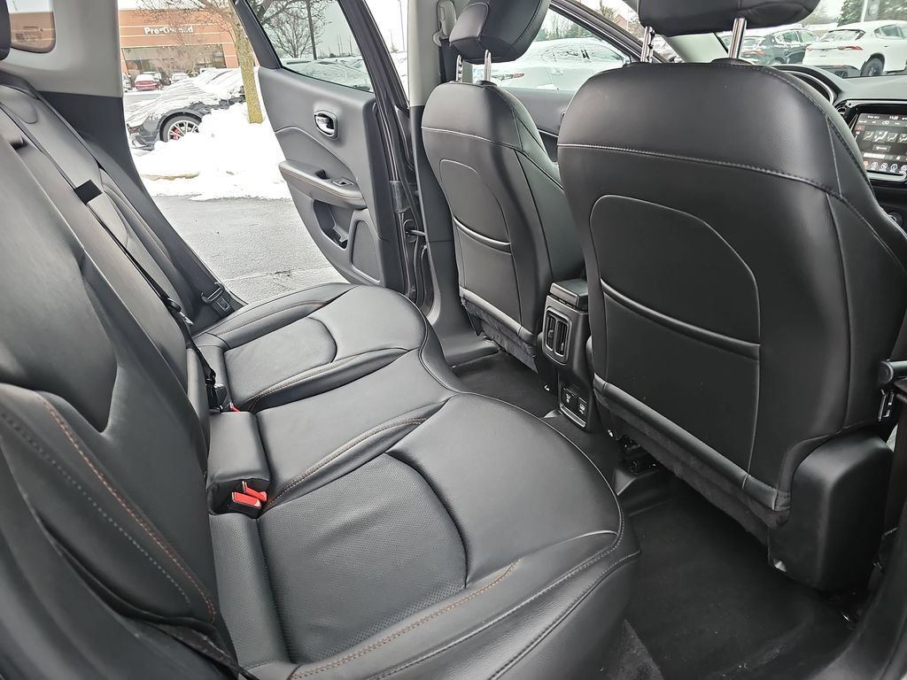 2021 JEEP COMPASS - Image 11