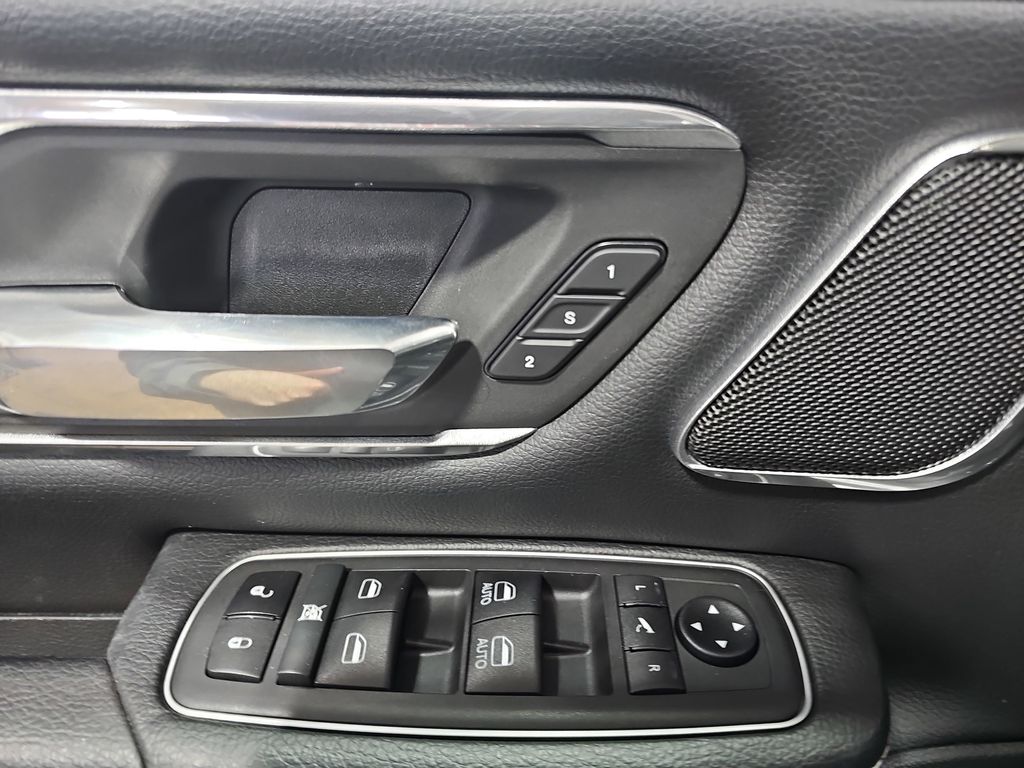 2021 RAM 1500 - Image 27
