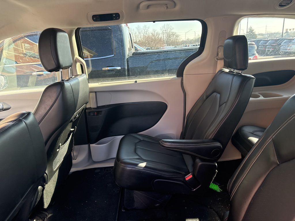 2024 CHRYSLER PACIFICA - Image 8