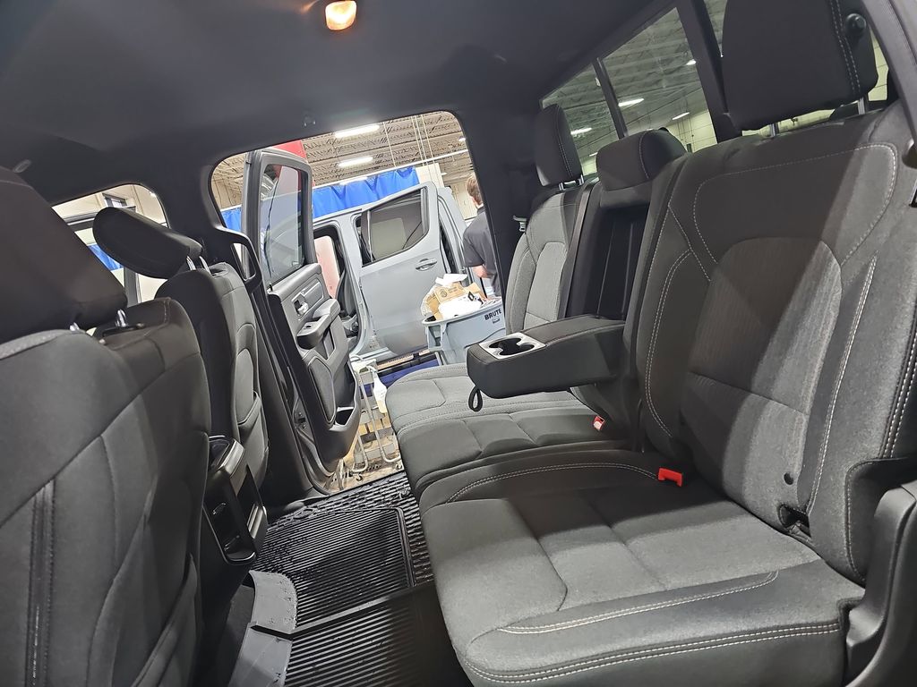 2019 RAM 1500 - Image 13