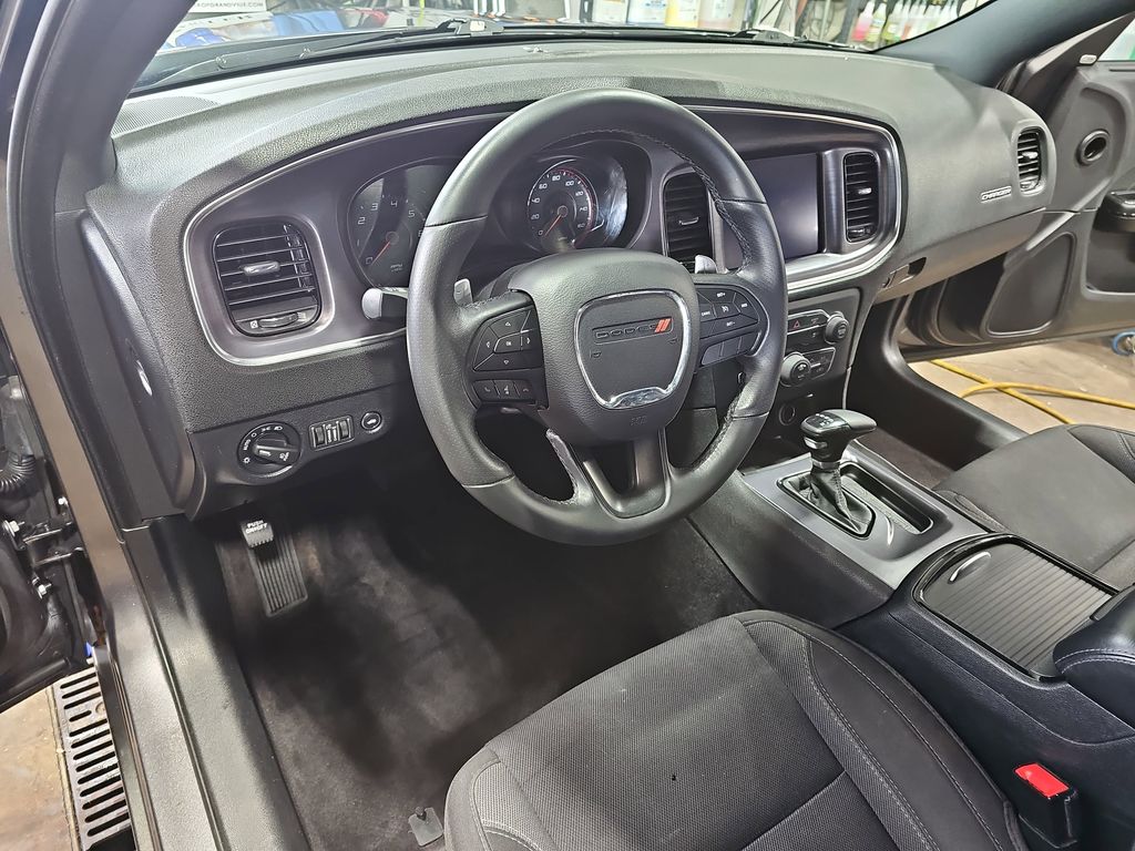2017 DODGE CHARGER - Image 15