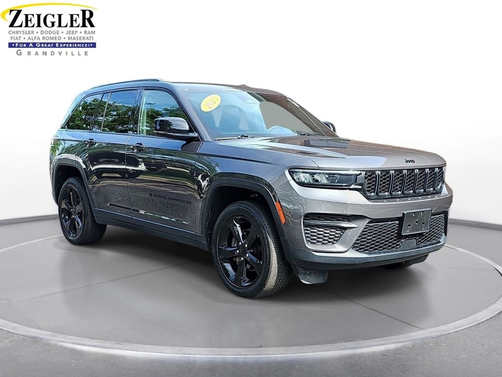 Used 2023 Jeep Grand Cherokee Altitude X SUV