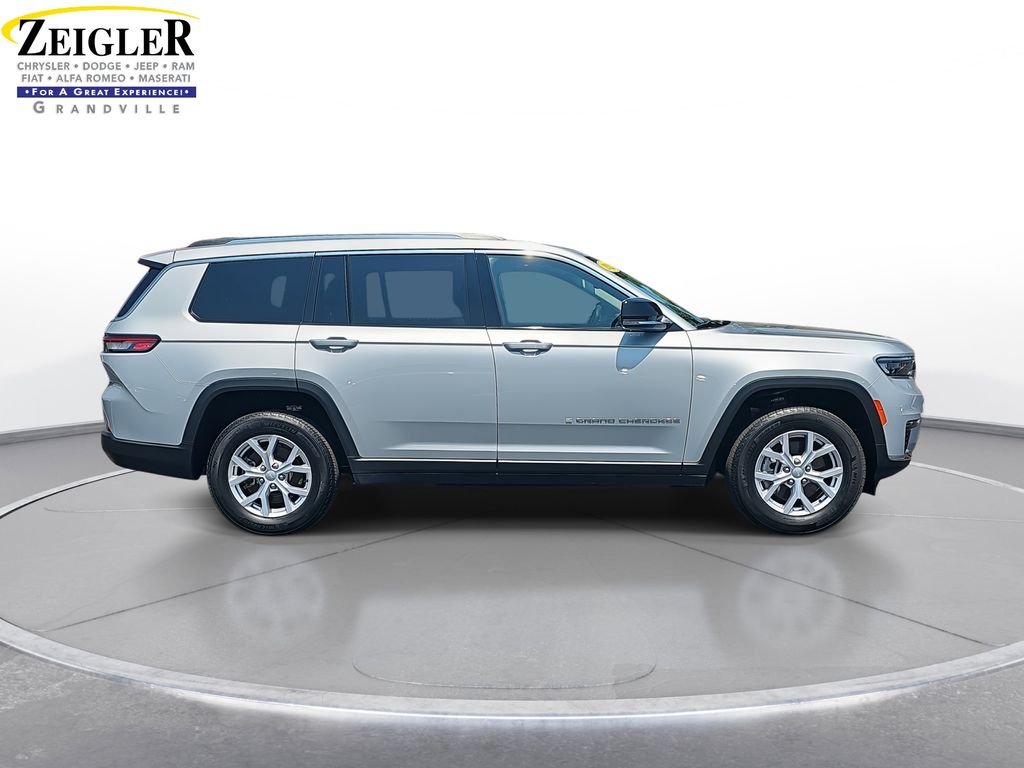 2022 Jeep Grand Cherokee Limited photo 4