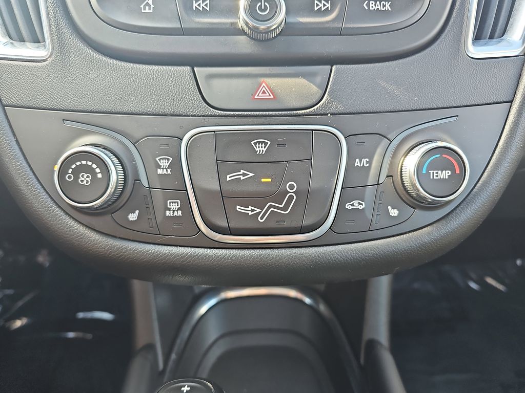 2018 CHEVROLET MALIBU - Image 20