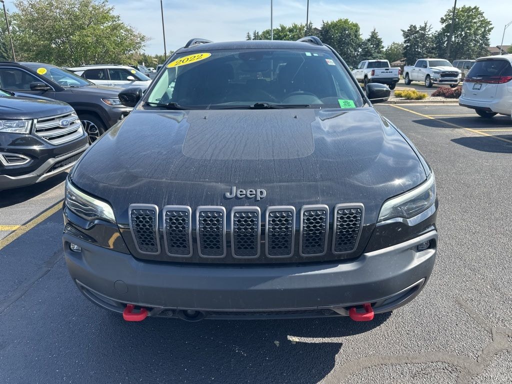 Used 2022 Jeep Cherokee Trailhawk SUV