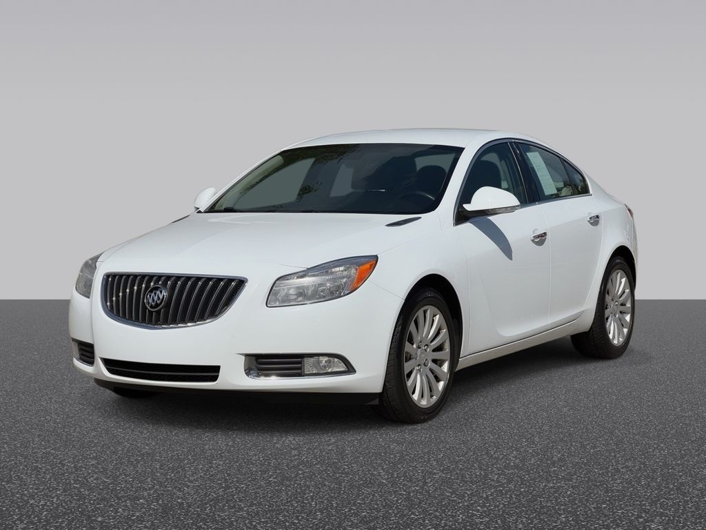 Used 2013 Buick Regal Premium 1 with VIN 2G4GS5EV9D9158628 for sale in Grandville, MI