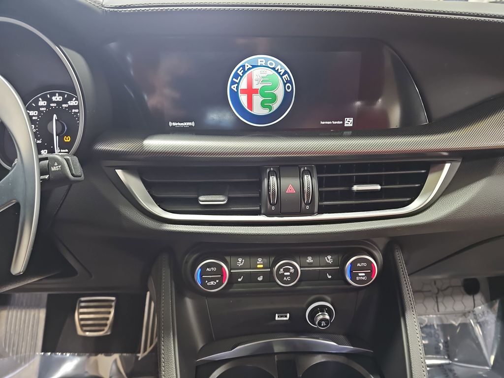 2023 ALFA ROMEO STELVIO - Image 19