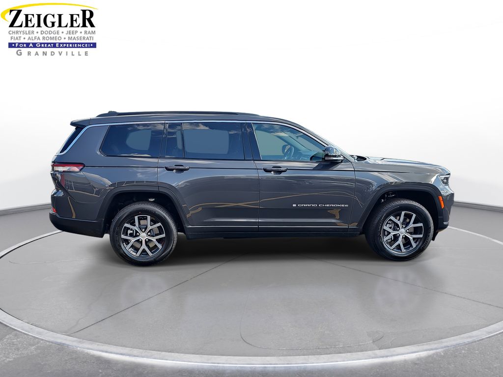 2025 Jeep Grand Cherokee Limited photo 4