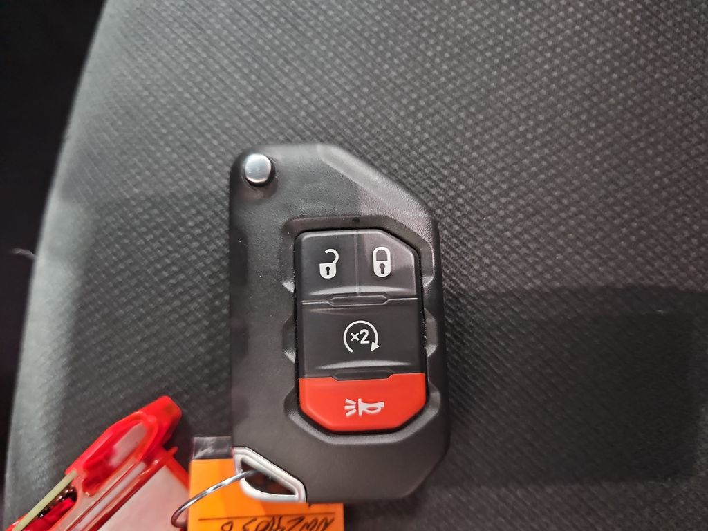2022 JEEP WRANGLER - Image 35