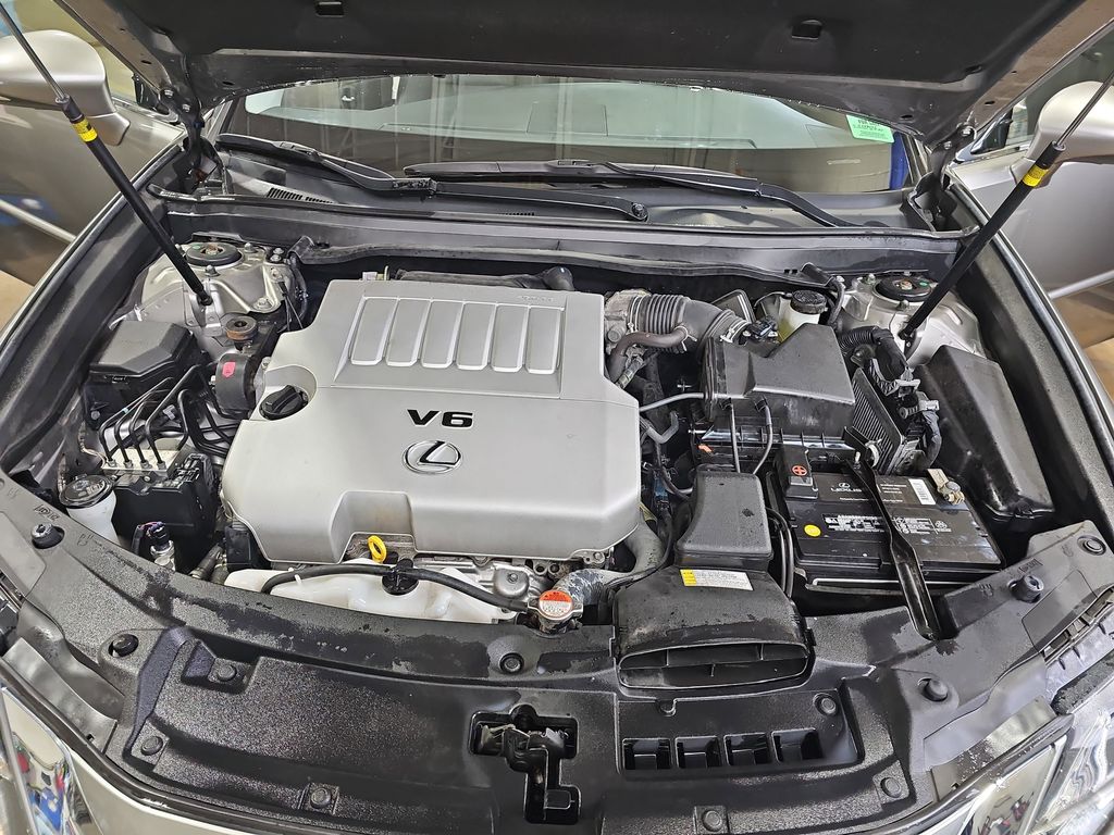 2016 LEXUS ES - Image 25