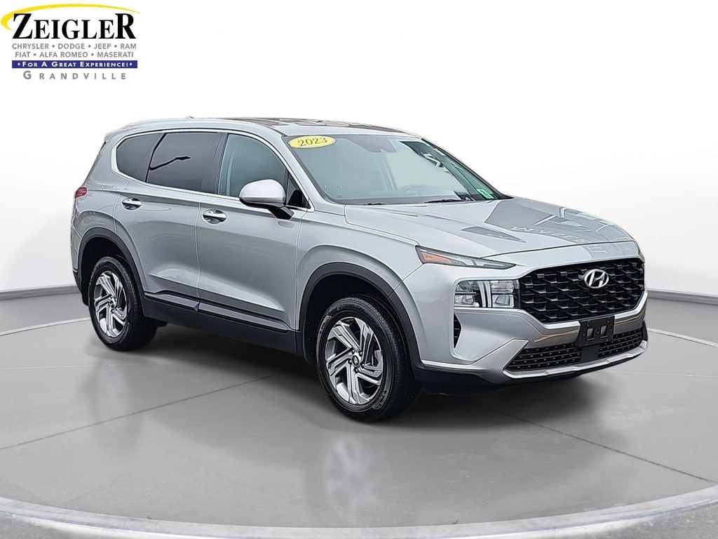 Used 2023 Hyundai Santa Fe SE SUV